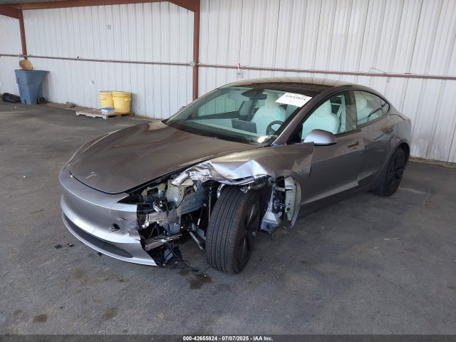 2025 TESLA MODEL 3 5YJ3E1EAXSF967631 Photo 5