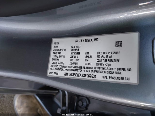 2025 TESLA MODEL 3 5YJ3E1EAXSF967631 Photo 8