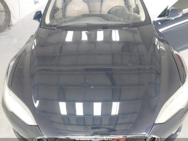 2014 TESLA MODEL S 5YJSA1H11EFP60357 Photo 9