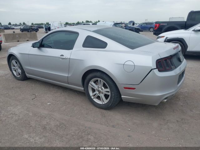2014 FORD MUSTANG 1ZVBP8AM3E5228599 Photo 2