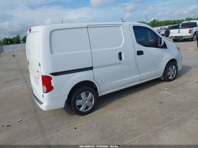 3N6CM0KN3JK694913 Nissan 2018