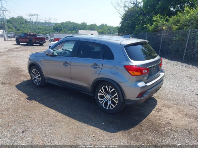 2018 MITSUBISHI OUTLANDER SPORT JA4AP3AU8JZ006090 Photo 2