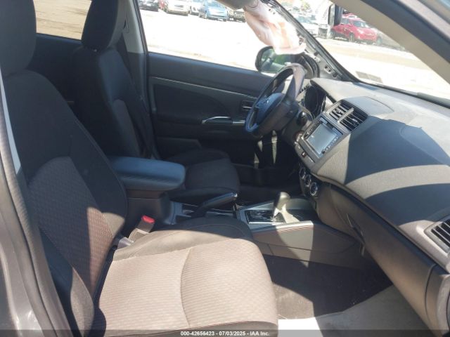 2018 MITSUBISHI OUTLANDER SPORT JA4AP3AU8JZ006090 Photo 4