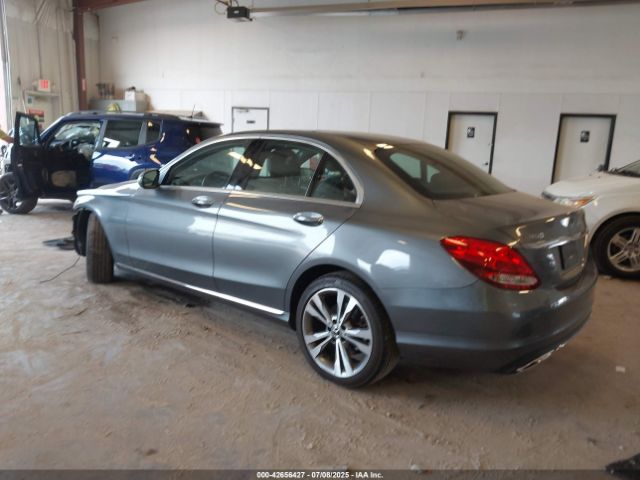 2018 MERCEDES-BENZ C 300 WDDWF4KB4JR415758 Photo 2