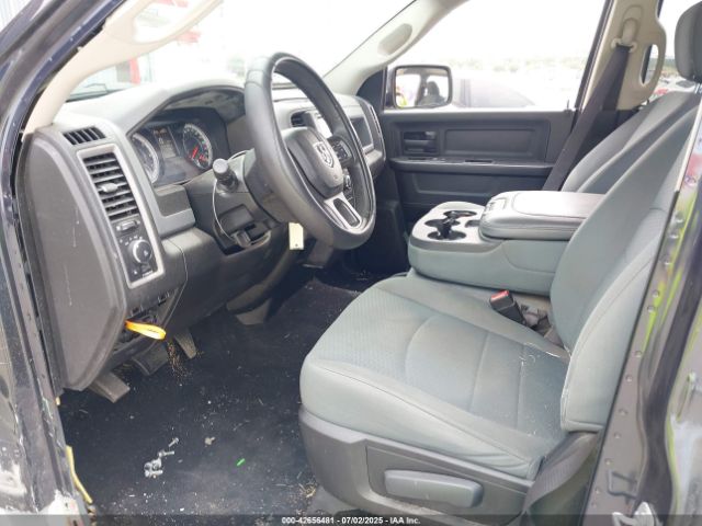 2019 RAM 1500 CLASSIC 1C6RR6KT7KS538958 Photo 4