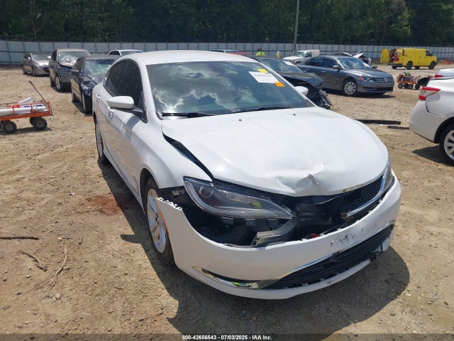 1C3CCCAG9FN516469 Chrysler 2015