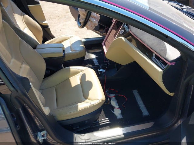 2014 TESLA MODEL S 5YJSA1H26EFP66437 Photo 4