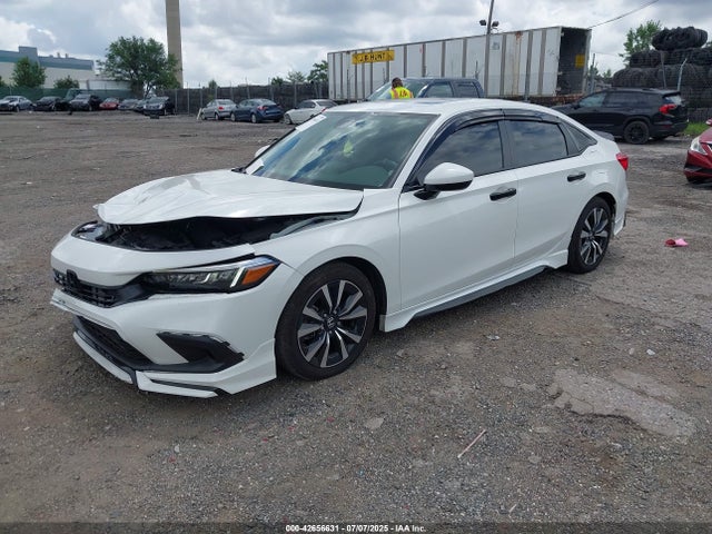 Honda l15b7 2024 2HGFE1F74RH316727 Image 2