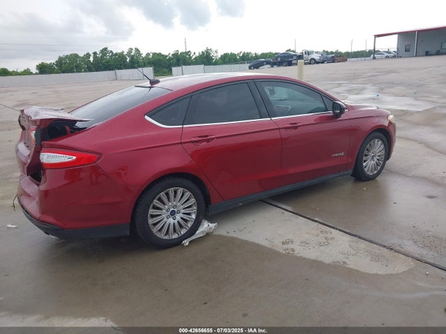 Ford 2016 2016 3FA6P0UU3GR405899 Image 4