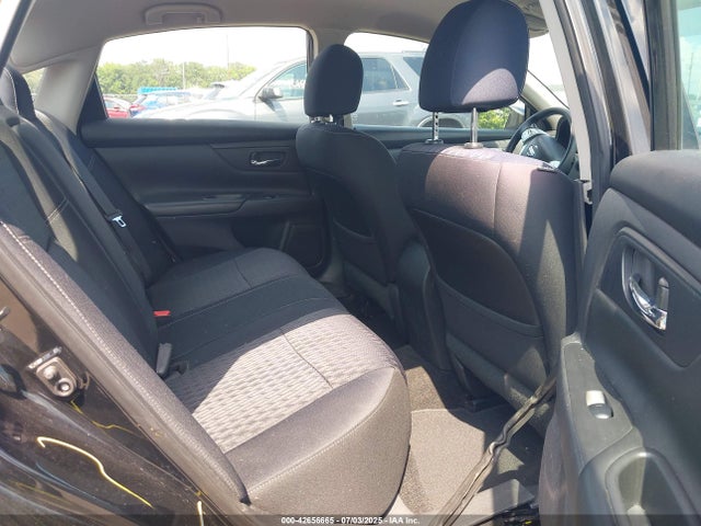 1N4AL3AP3GN384951 Nissan 2016