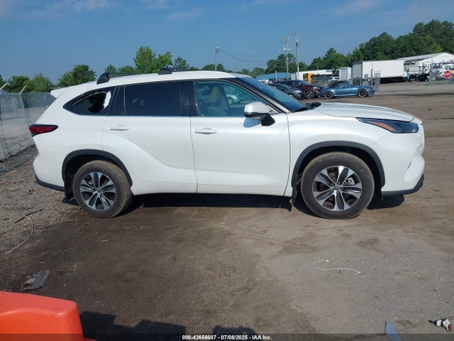 5TDHZRBH6NS172134 Toyota 2gr-fks