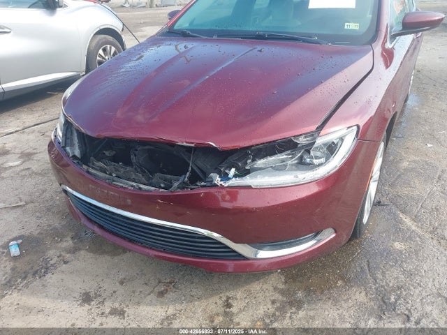 1C3CCCAB2FN676780 Chrysler 2015