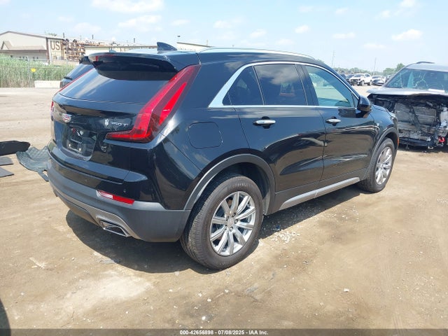 2020 CADILLAC XT4 1GYFZCR44LF018004 Photo 3