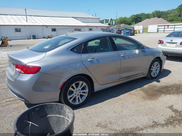 1C3CCCAB2FN542397 Chrysler 200