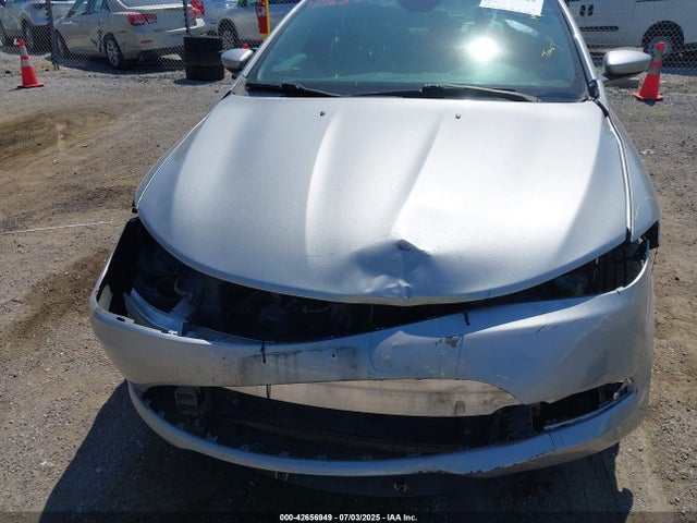 1C3CCCAB2FN542397 Chrysler 200
