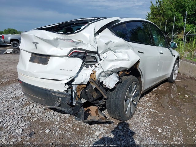 2022 TESLA MODEL Y 7SAYGDEE2NF394364 Photo 3