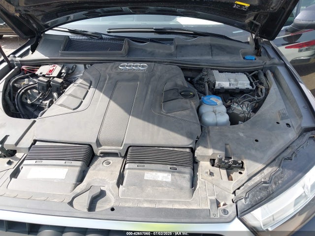 Audi Q7 2017 WA1LAAF72HD021810 Image 10