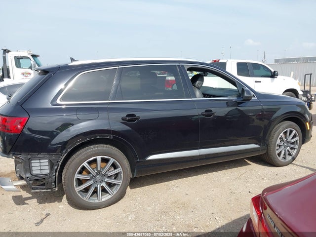Audi Q7 2017 WA1LAAF72HD021810 Image 14