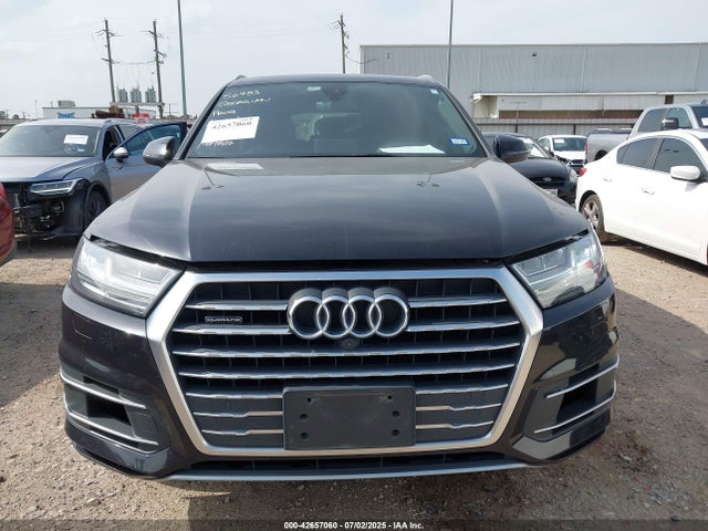 Audi Q7 2017 WA1LAAF72HD021810 Image 17