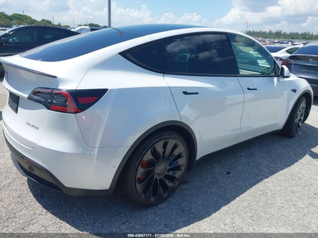 2022 TESLA MODEL Y 7SAYGDEF6NF377088 Photo 3