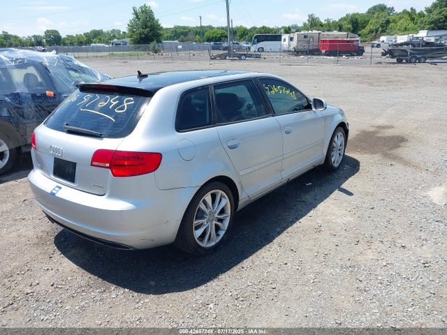 2011 AUDI A3 WAUBEAFM5BA020944 Photo 3