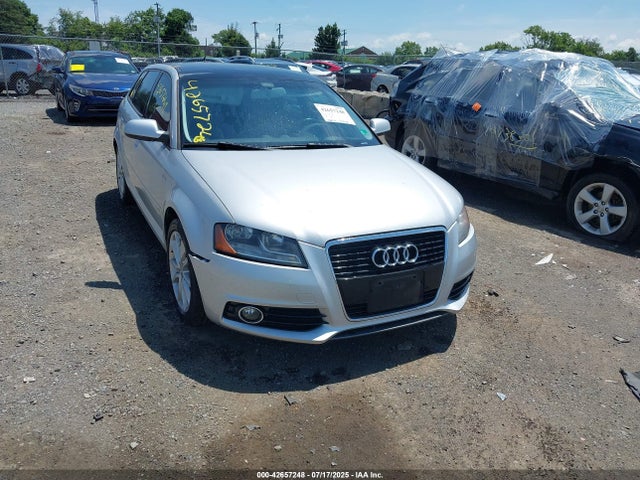 2011 AUDI A3 WAUBEAFM5BA020944 Photo 5