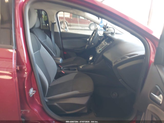 Ford 2014 2014 1FADP3F25EL176741 Image 5