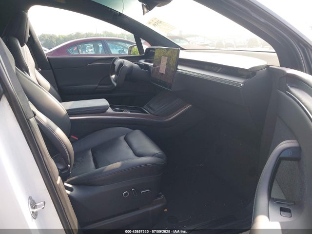 2023 TESLA MODEL X 7SAXCBE57PF377607 Photo 4