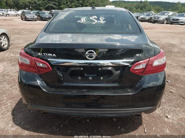 Nissan Altima 2018 1N4AL3AP0JC213450 Image 16