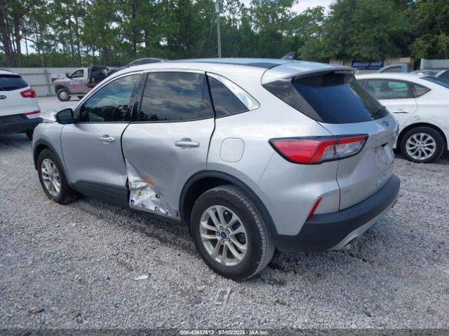 2020 FORD ESCAPE 1FMCU0G64LUA23852 Photo 2