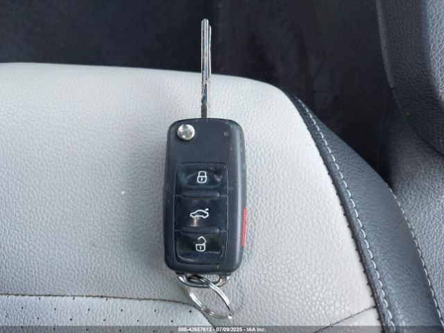 2017 VOLKSWAGEN JETTA 3VWD17AJ6HM284934 Photo 10