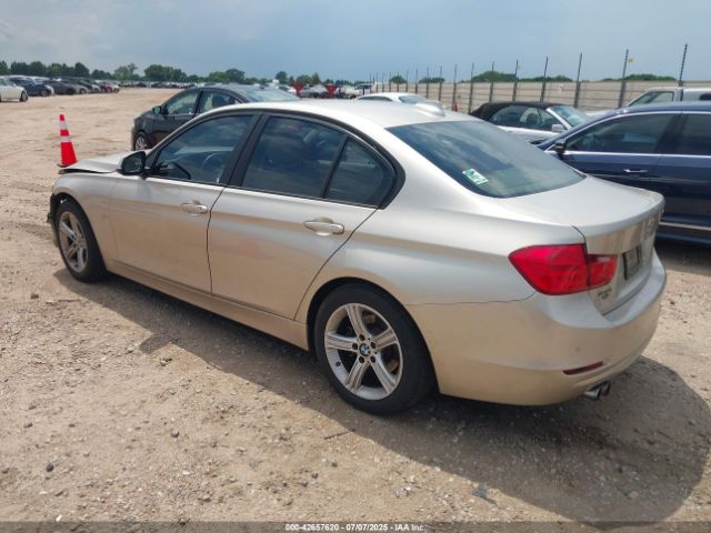 2015 BMW 328 WBA3A5G5XFNS91401 Photo 2