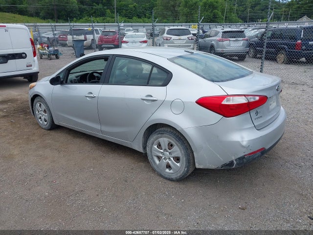 KIA dohc mpi nu 2015 KNAFK4A69F5343610 Image 3