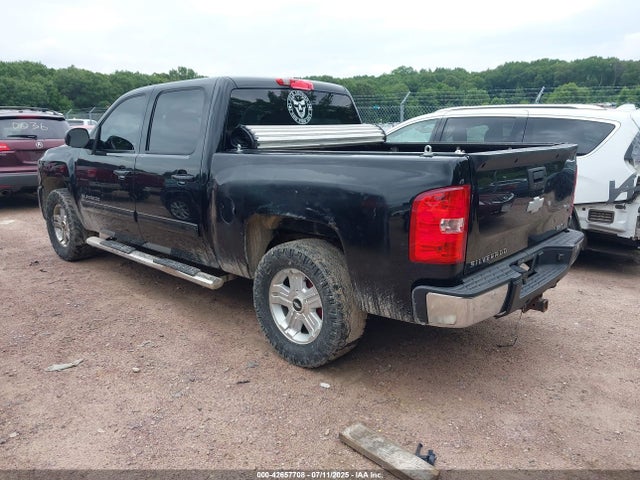 2013 CHEVROLET SILVERADO 1500 3GCPKSE70DG179779 Photo 2