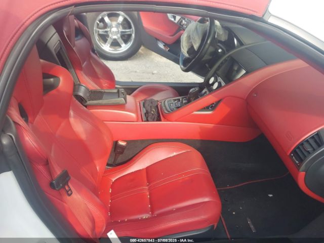 2017 JAGUAR F-TYPE SAJWJ6HL9HMK43451 Photo 4