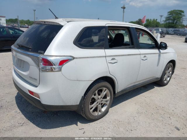 2014 MITSUBISHI OUTLANDER JA4AZ3A38EZ005559 Photo 3