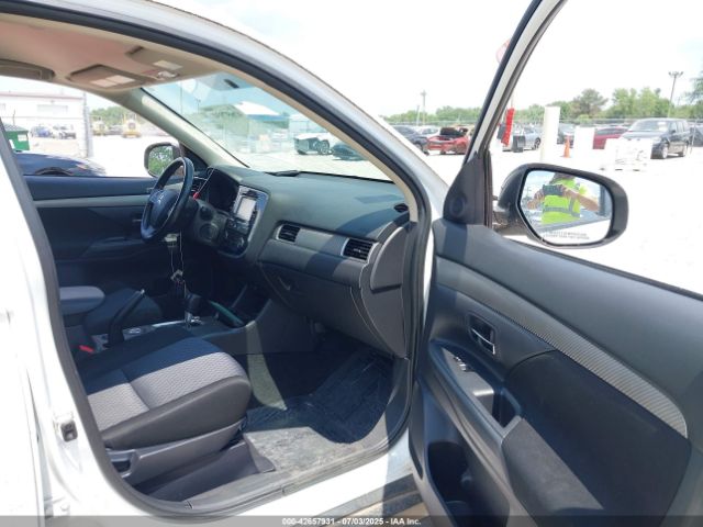 2014 MITSUBISHI OUTLANDER JA4AZ3A38EZ005559 Photo 4