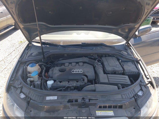2011 AUDI A3 WAUBEAFM8BA033087 Photo 9