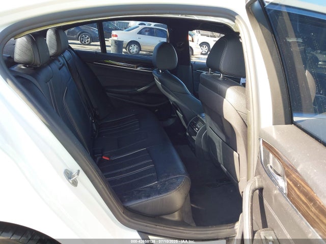 BMW 2018 2018 WBAJA5C53JG899447 Image 8