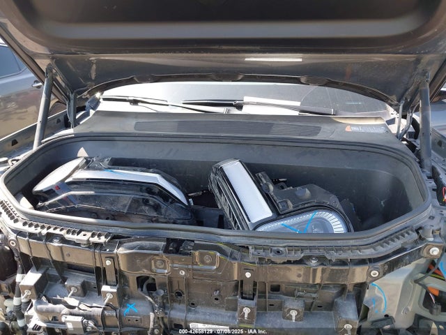 Rivian R1s 2023 7PDSGABA6PN024440 Image 10