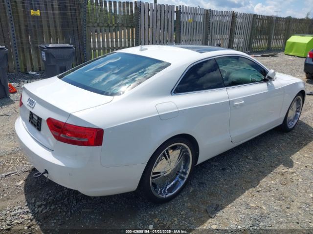 2010 AUDI A5 WAUWFAFR6AA077078 Photo 3