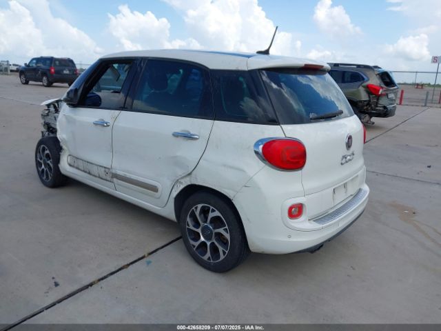 2014 FIAT 500L ZFBCFACH0EZ013291 Photo 2
