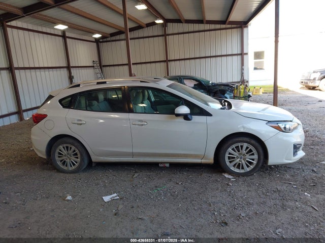 Subaru na 2017 4S3GTAD62H3744042 Image 13