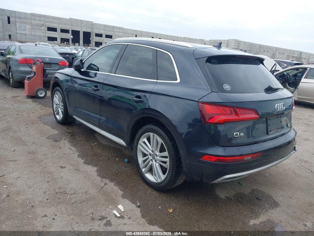 2019 AUDI Q5 WA1BNAFY7K2142988 Photo 2