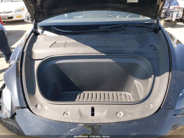 2023 TESLA MODEL Y 7SAYGAEE8PF637435 Photo 9