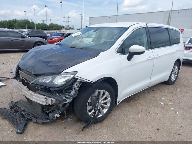 Chrysler Pacifica 2018 2C4RC1CG0JR169214 Image 2