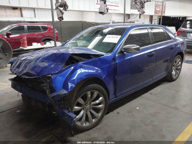 2C3CCAAG8JH275204 Chrysler 300