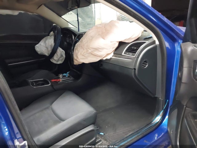 2C3CCAAG8JH275204 Chrysler 300
