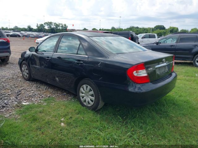 2004 TOYOTA CAMRY 4T1BE32K54U331323 Photo 2
