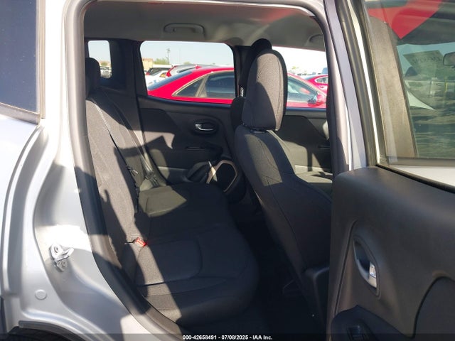 Jeep Renegade 2016 ZACCJAAT9GPD73485 Image 8